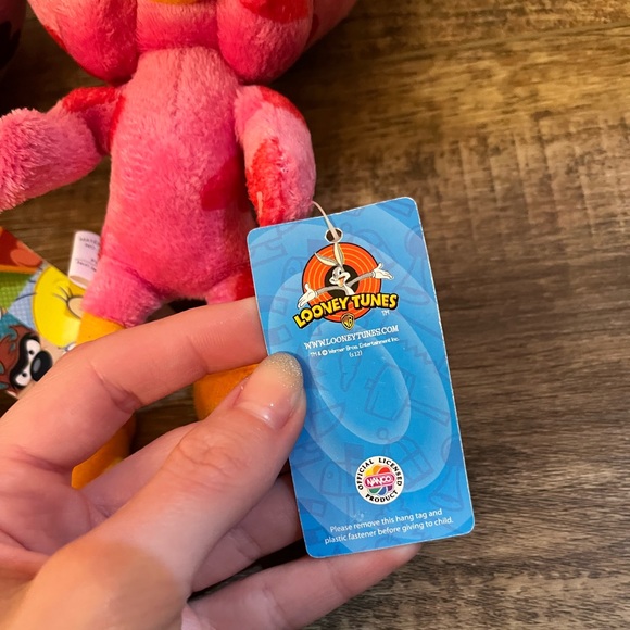 Lot of 2 NWT NANCO Looney Tunes Heart Tweety Mini Plush - Picture 4 of 9